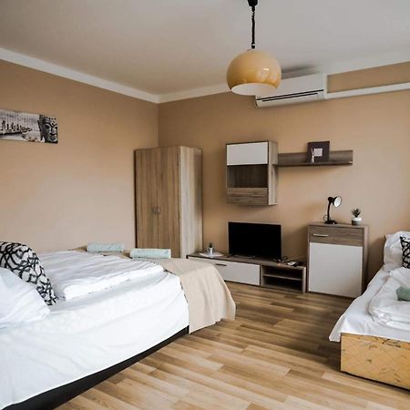 Balatonberény Bereny Panzio Bed & Breakfast エクステリア 写真